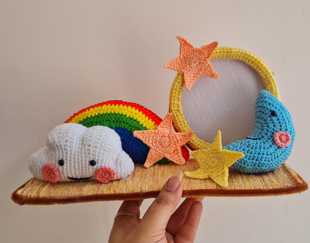 Crochet Dreamscape Photo Frame
